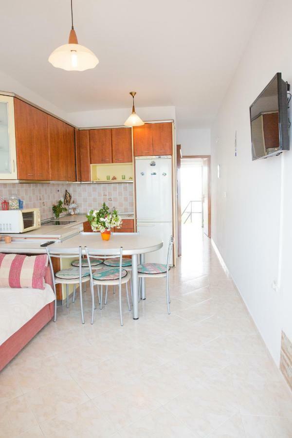 Apartmán Chara'S Sea View House Haraki Exteriér fotografie