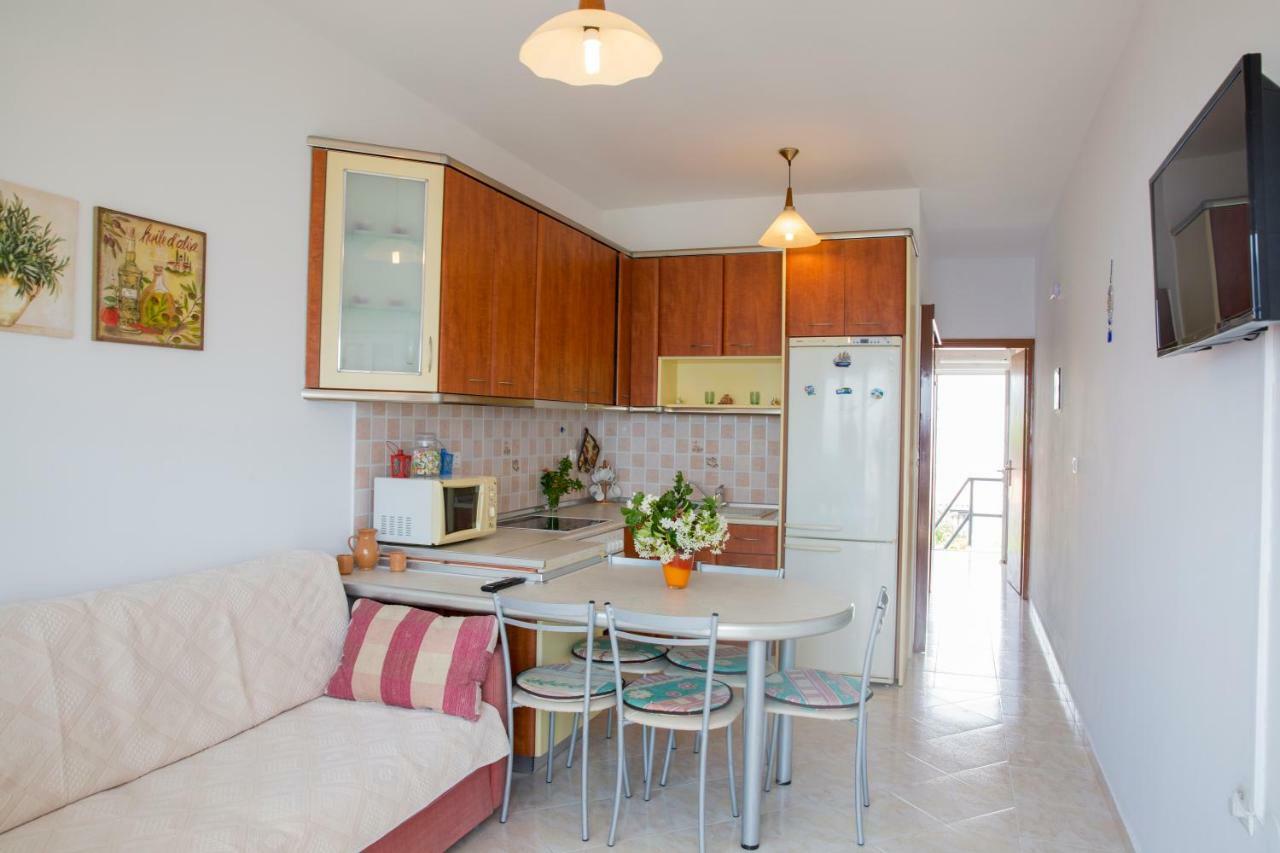 Apartmán Chara'S Sea View House Haraki Exteriér fotografie